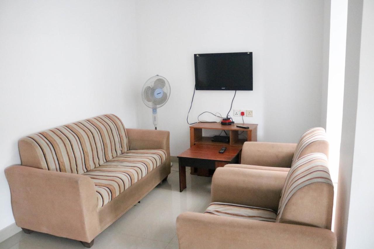 Thidasa Holiday Resort أنرادابورام المظهر الخارجي الصورة