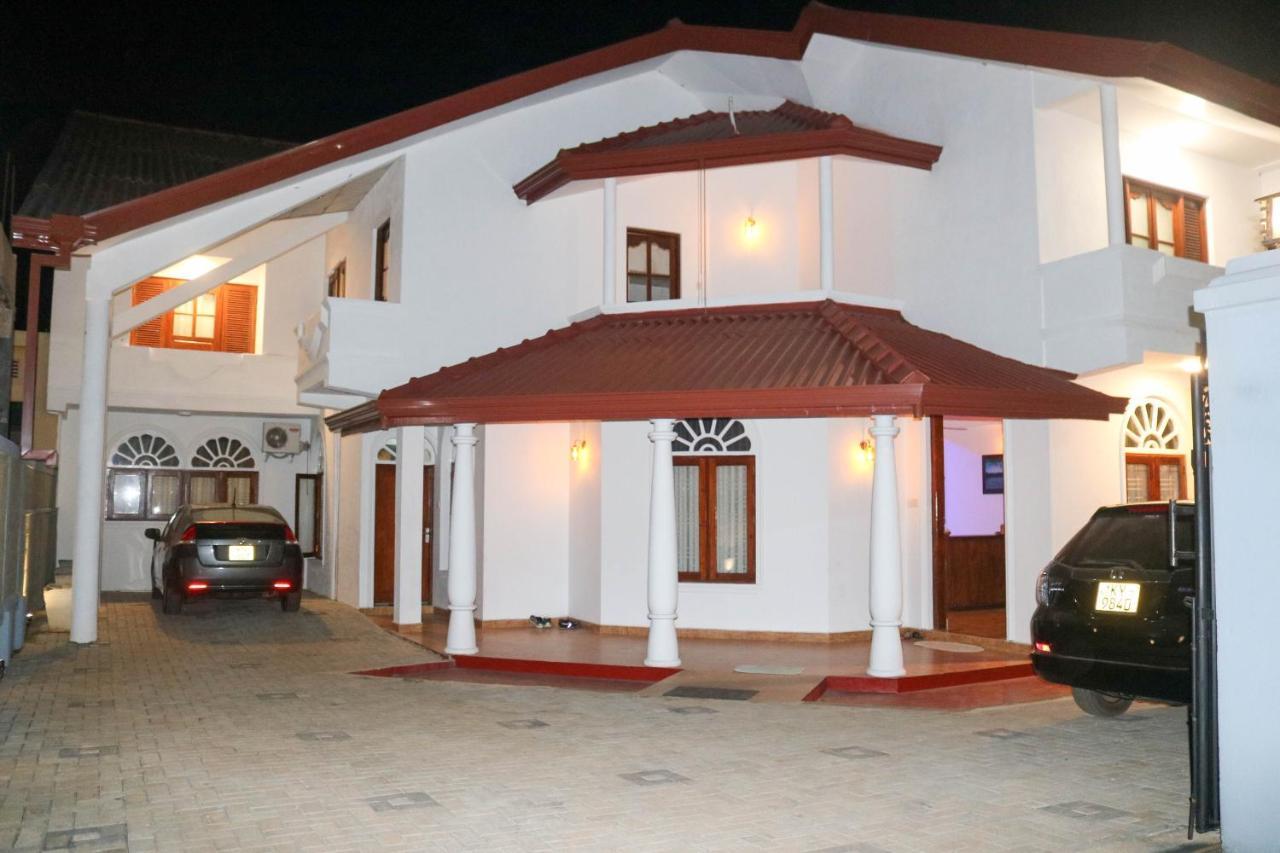 Thidasa Holiday Resort أنرادابورام المظهر الخارجي الصورة