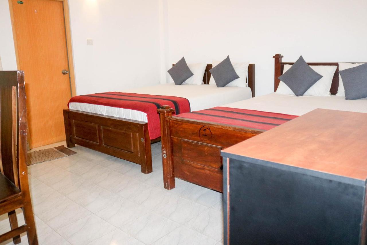 Thidasa Holiday Resort أنرادابورام المظهر الخارجي الصورة