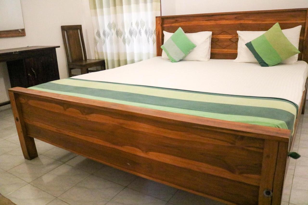 Thidasa Holiday Resort أنرادابورام المظهر الخارجي الصورة