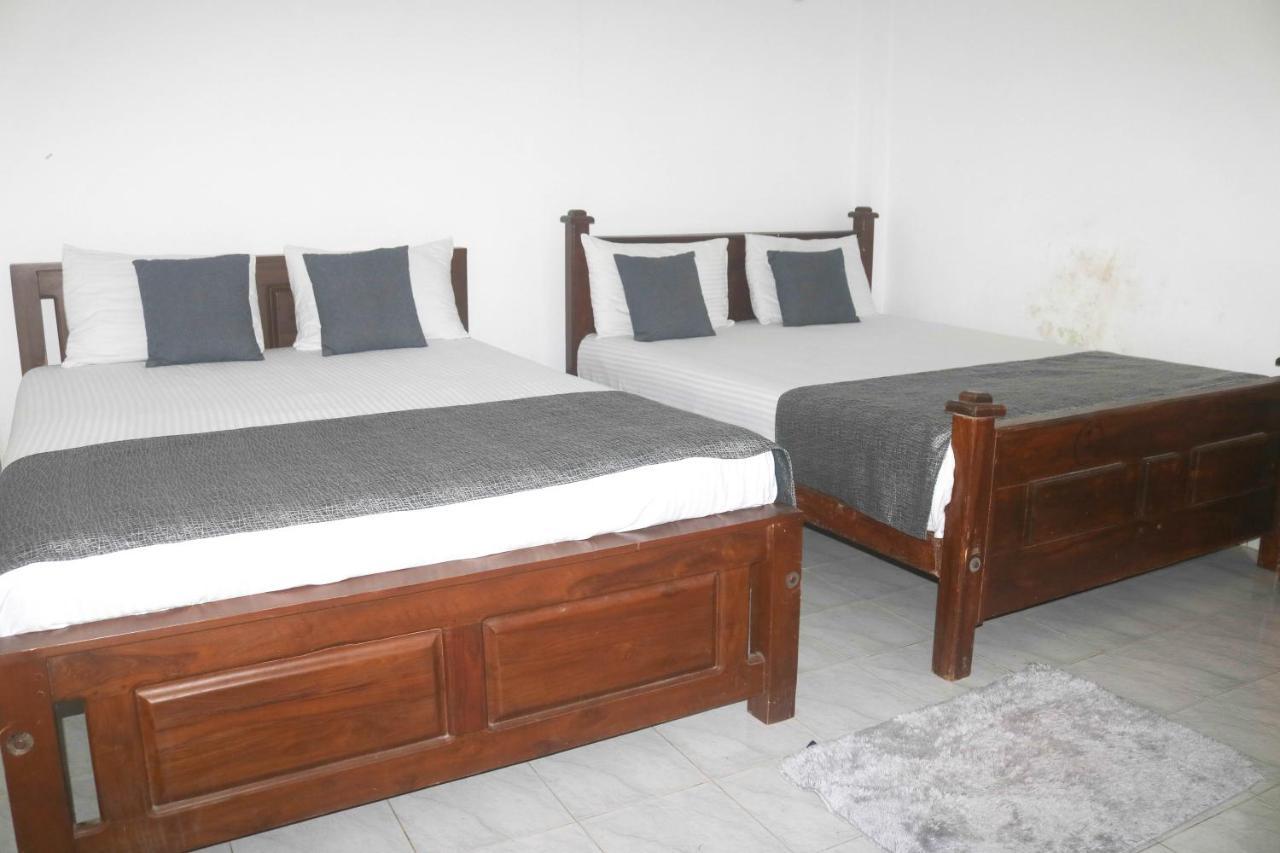 Thidasa Holiday Resort أنرادابورام المظهر الخارجي الصورة